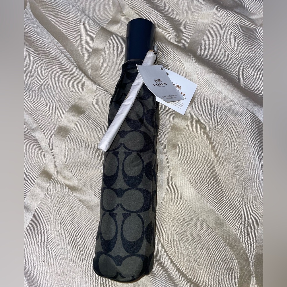 Coach Umbrella BRAND NEW with tags
